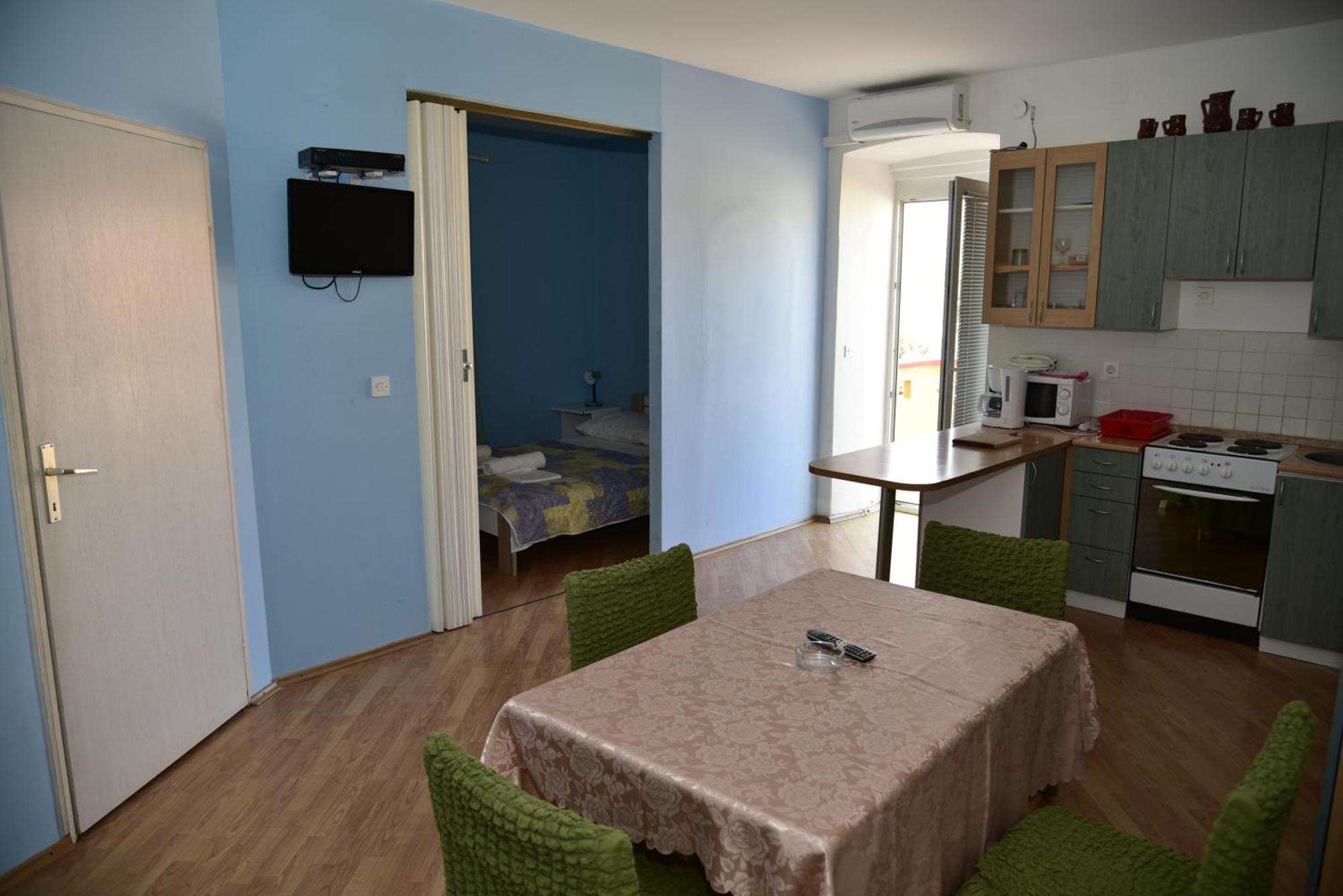 Apartments Ivka Malinska Esterno foto
