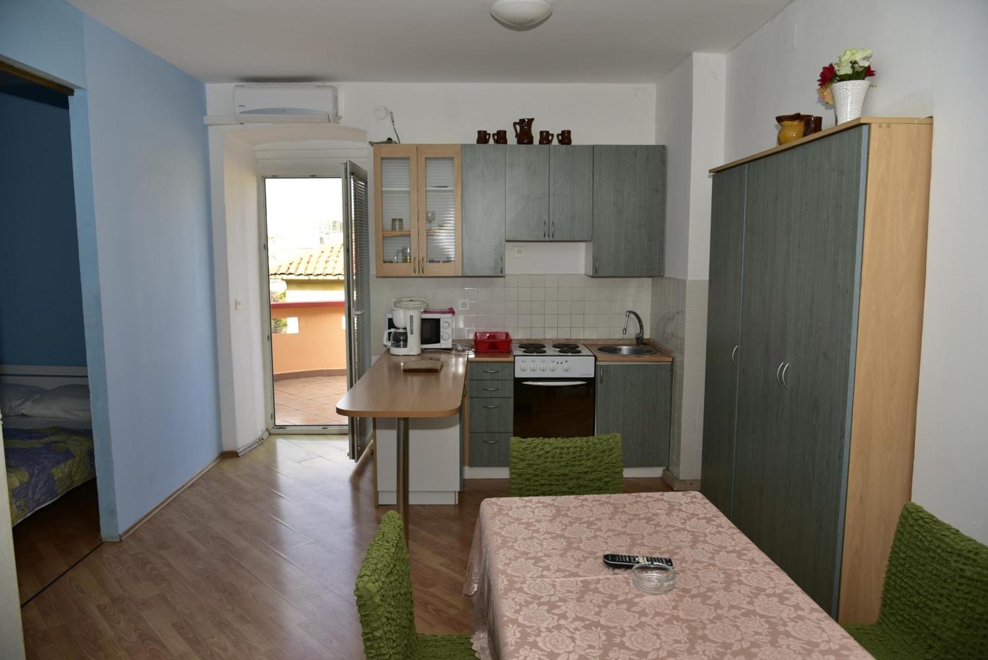 Apartments Ivka Malinska Esterno foto