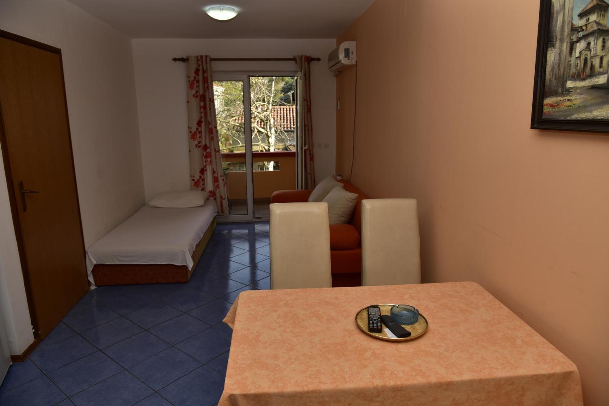 Apartments Ivka Malinska Esterno foto