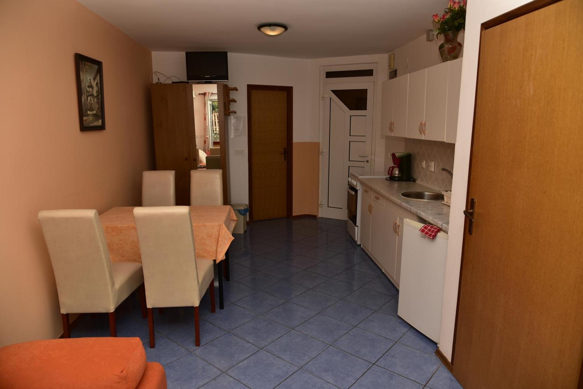 Apartments Ivka Malinska Esterno foto