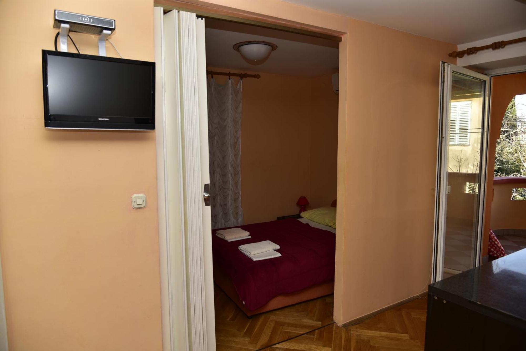Apartments Ivka Malinska Esterno foto
